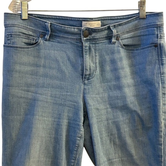 J.Jill Women's Slim Ankle Jeans Size 10 Light Wash Blue Denim Mid Rise - Picture 3 of 8